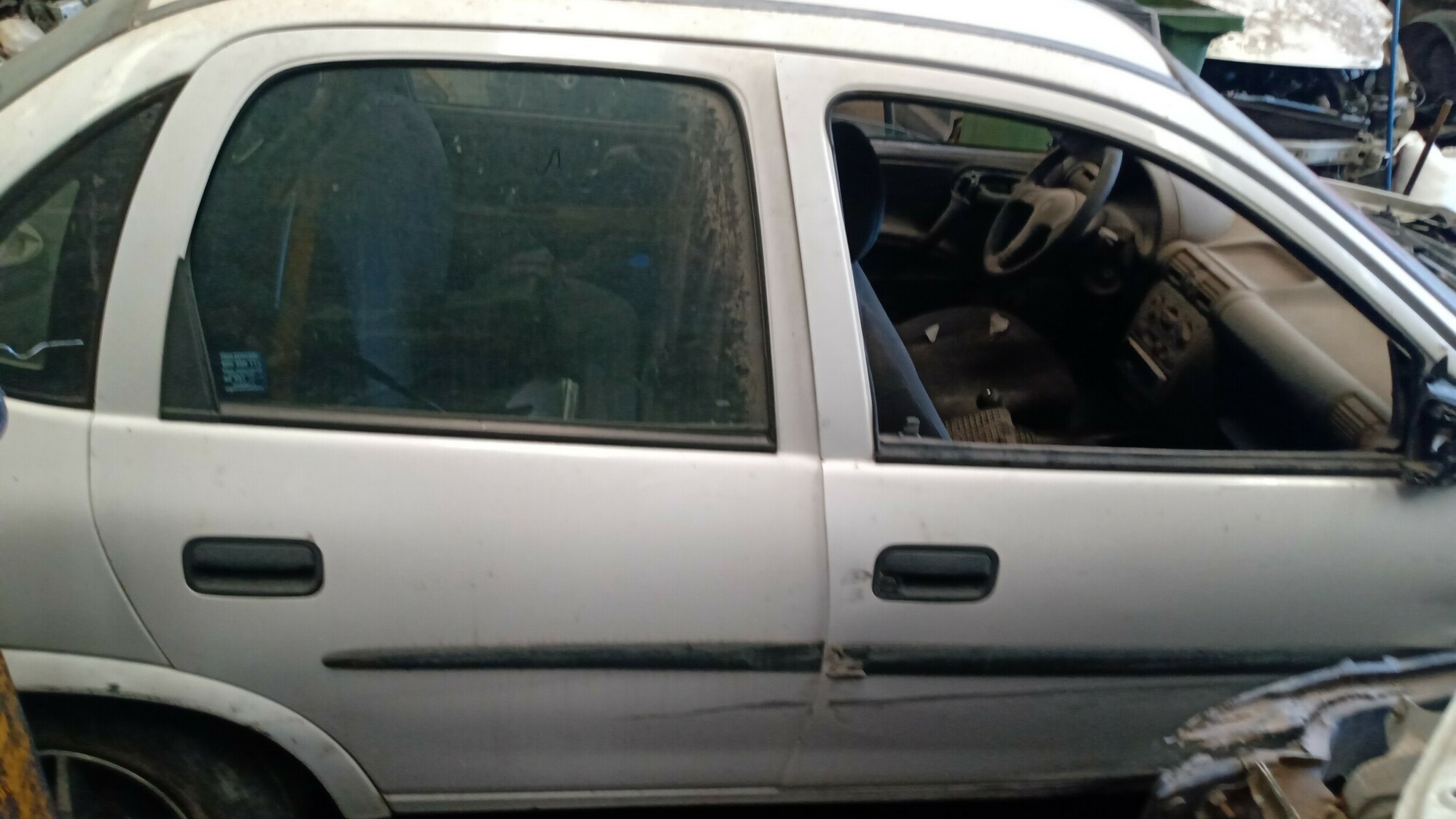 Chevrolet CORSA 2005    EN DESARME